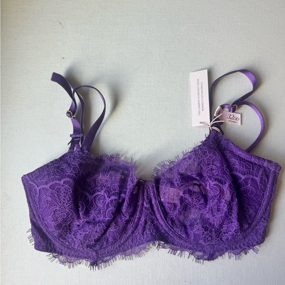 NWT Victoria Secret Purple Lace Push Up  Bra 32DD